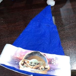 EUC Stars Wars Baby Yoda Santa hat
